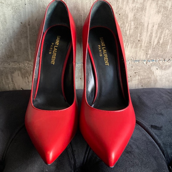 Saint Laurent  in Carmine red approx 5” stiletto - Picture 3 of 5